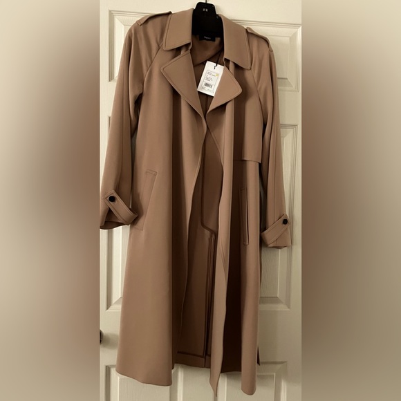 Theory Jackets & Blazers - Theory Perflect Raglan Wrap Trench Coat in Camel, Size Medium